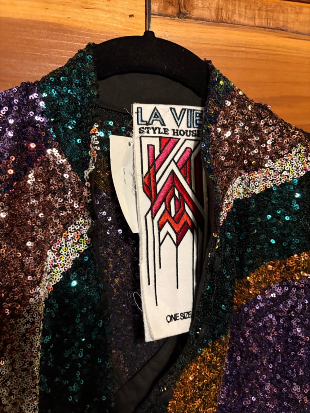 La Vie Style House En Rose Multicolor Sequin Wave Dress in Purple, Green, Gold - Picture 4 of 8
